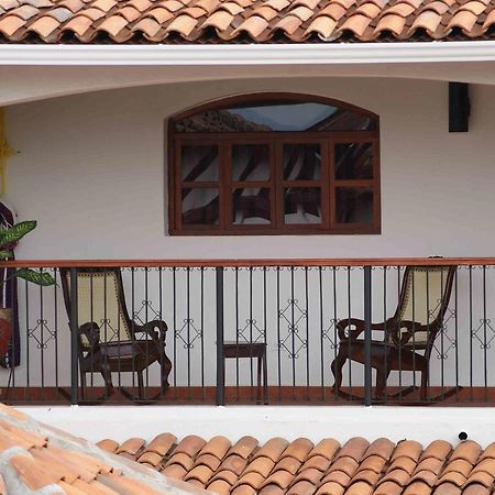 Hotel Cacique Adiact León 外观 照片
