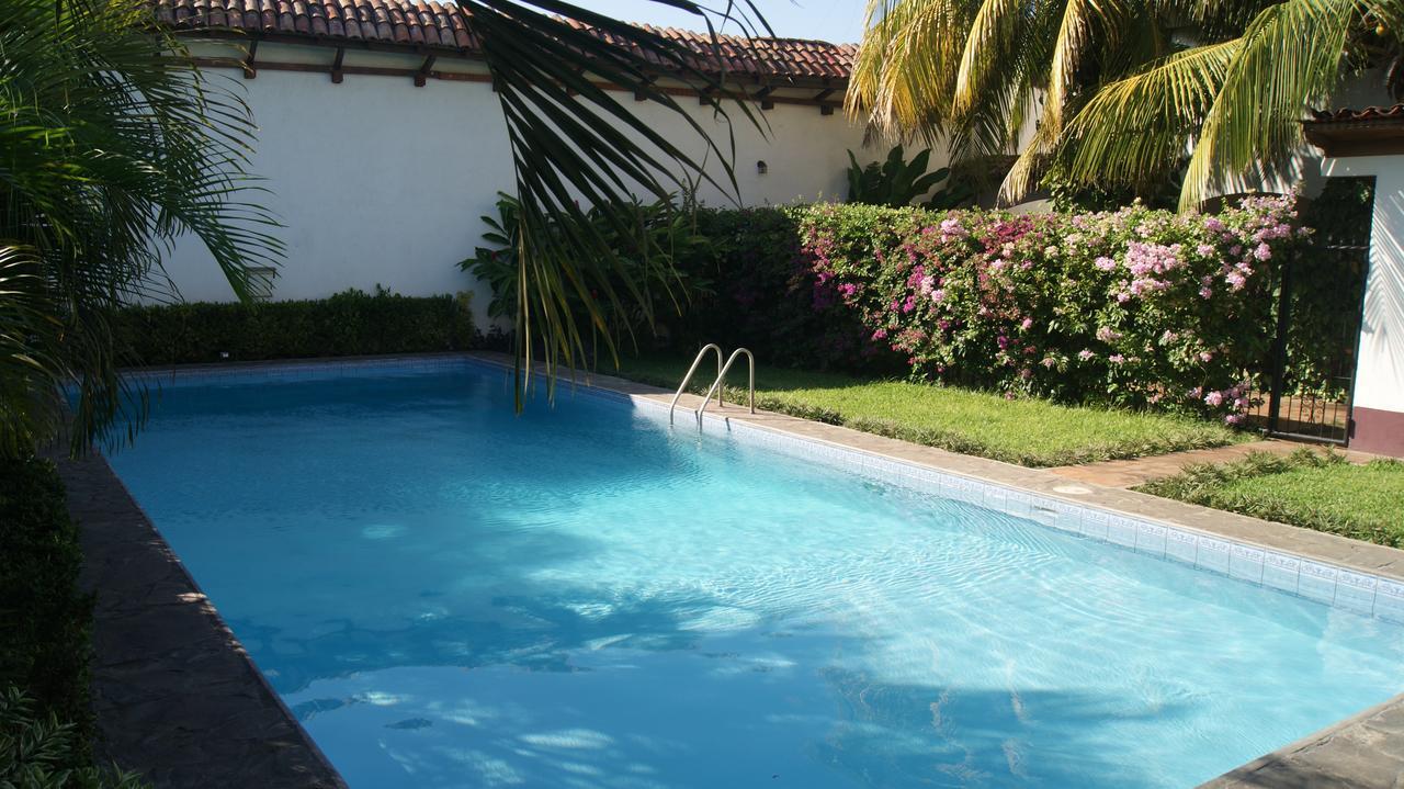 Hotel Cacique Adiact León 外观 照片