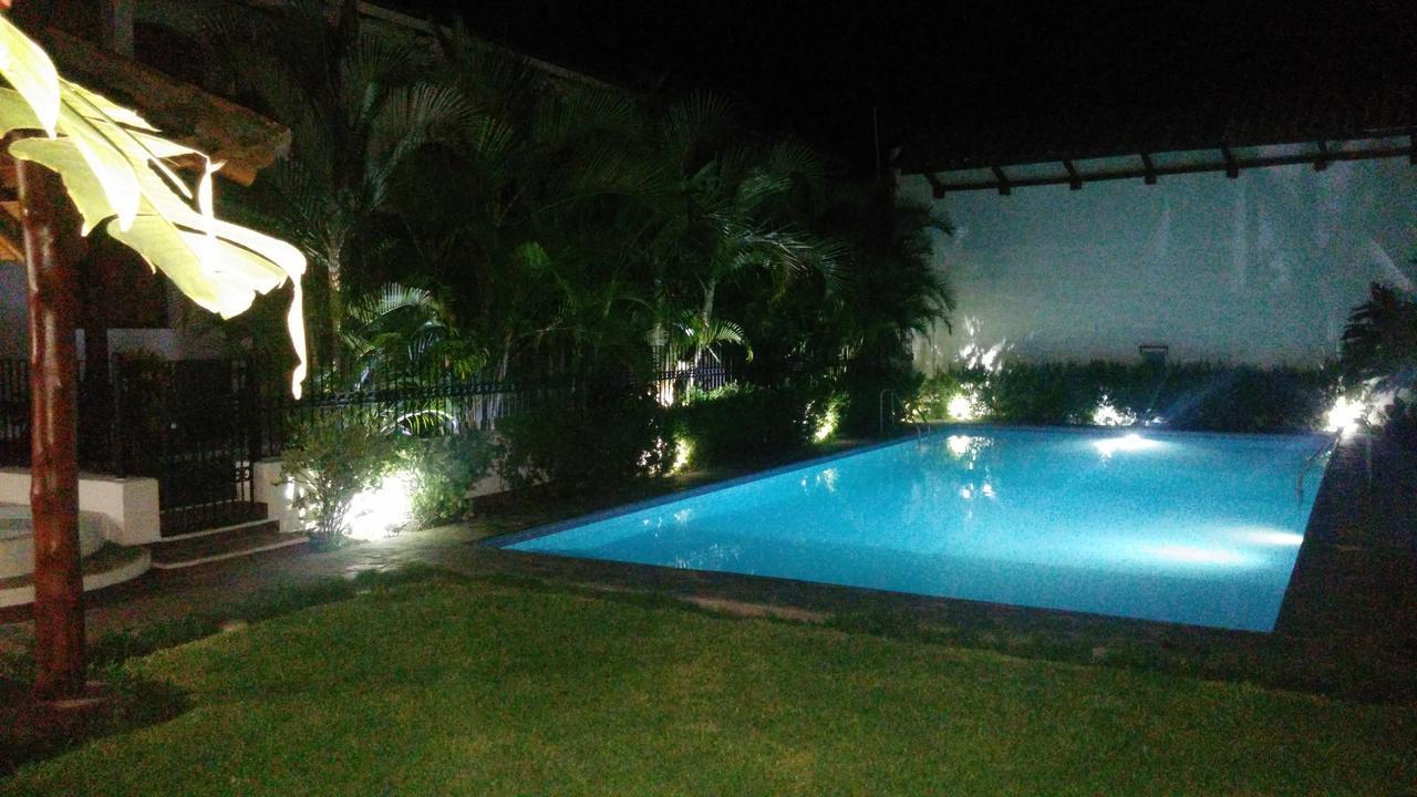 Hotel Cacique Adiact León 外观 照片